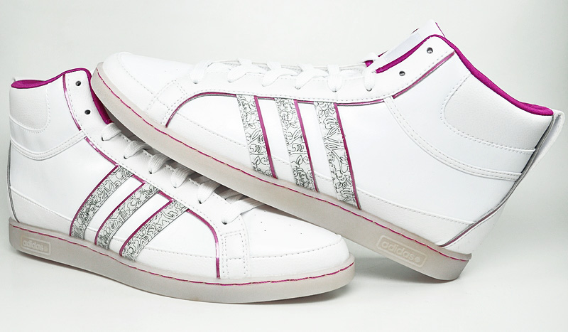 Buty Adidas Agashae Mid W (G31764)